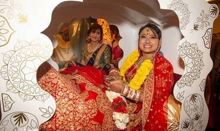 Traditional Indian wedding doli rental available across eastern Ohio western PA and West Virginia